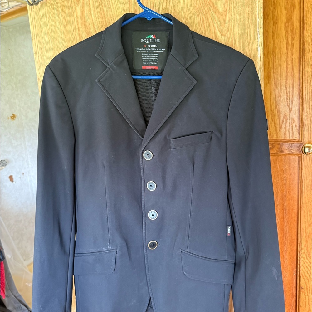 Women’s equiline show coat